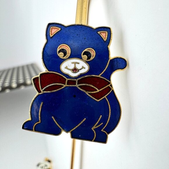 Cloisonné Set Of 2 Enamel Bookmarks Cat Panda Bear Gold-Toned Metal Multicolor - Picture 4 of 6
